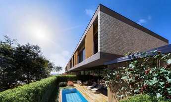 Imagem 3: Casa 4 suítes à venda em Condomínio Fechado na Praia do Estaleiro, Balneário Camboriú/SC