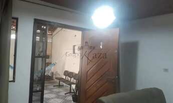 Imagem 3: Oportunidade - Casa - Conjunto Residencial Trinta e Um de Março - 3 Dormitórios - 115m²