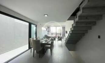 Imagem 3: HG Casa a venda no Centro de Florianópolis 3 suites 4 Vagas e Piscina com vista para beira