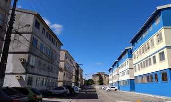 Imagem 4: Apartamento para venda tem 65 metros quadrados com 3 quartos em Farolândia - Aracaju - Ser