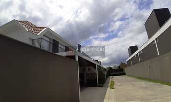 Imagem 2: Sobrado geminado à venda no bairro Saguaçu, Joinville/SC