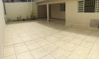 Imagem: BELO HORIZONTE - Casa Padrão - Alípio