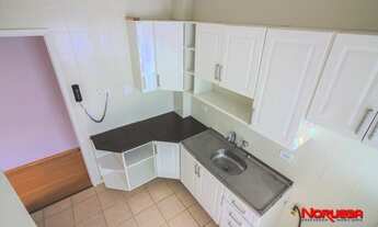 Imagem 7: Apartamento com 3 quartos para alugar por R$ 1300.00, 79.00 m2 - AGUA VERDE - CURITIBA/PR