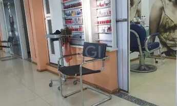 Imagem 6: Sobrado com loja Térrea e ap 2 dormitórios na parte superior com 5 vagas em Teresópolis