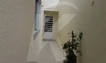 Imagem 2: Sobrado próximo ao centro comercial Vila Medeiros