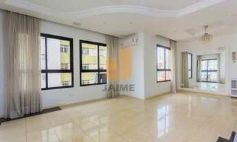 Imagem: Apartamento padrão com 3 dormitórios sendo