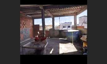 Imagem 3: Vendo um prédio com 5 casa