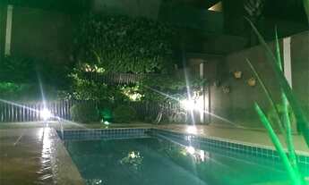 Imagem: Casa em condominio zona sul com piscina