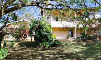 Imagem 3: Chácara para venda com 3.000 m² com 3 quartos, sendo 2 suítes. Vale Verde - Valinhos