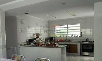 Imagem 3: Casa assobradada, a venda, Água Fria, 04 dormitórios, 04 suítes, 02 vagas, varanda