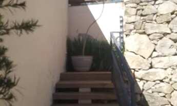 Imagem 2: Casa com 1 dormitório à venda, 40 m² , churrasqueira, condomínio com piscina, academia,