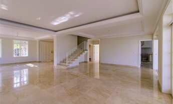 Imagem 2: Casa para aluguel tem 450 metros quadrados com 5 quartos em Marambaia - Vinhedo - SP