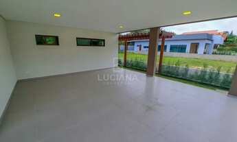 Imagem 3: Belíssima casa com 3 suítes e área gourmet em condomínio de alto padrão!