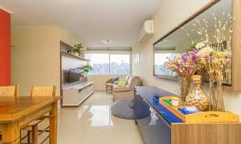 Imagem 2: Apartamento com 3 Dormitorio(s) localizado(a) no bairro Petrópolis em Porto Alegre / Ref