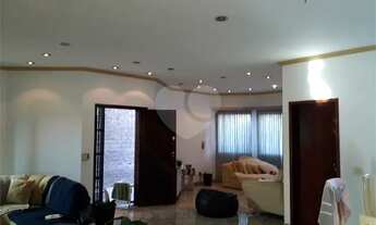 Imagem 2: Casa no Jardim Guapira de 4 quartos - 6 vagas de garagem