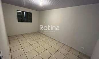 Imagem 5: Casa para alugar, 2 quartos, São Jorge - Uberlândia/MG - R$ 700,00