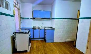 Imagem 4: Apartamento 2 dormitórios com 2 sacadas na frente do Hospital de Clinicas