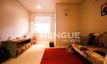 Imagem 6: Casa em Condomínio com 5 quartos e 375m² para alugar em Jardim Carvalho, Porto Alegre por