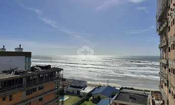 Imagem 6: Apartamento com 2 suítes + lavabo, mobiliado e decorado com vista para o Mar e com box/vag