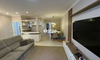 Imagem 7: Casa residencial com 3 quartos sendo 1 suíte, disponível para venda no bairro Santa Mônica