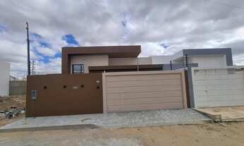 Imagem: VENDO - CASA TÉRREA - 3 SUÍTES - PISCINA