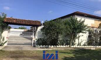 Imagem 6: Sobrado próximo ao mar no Ipacaray