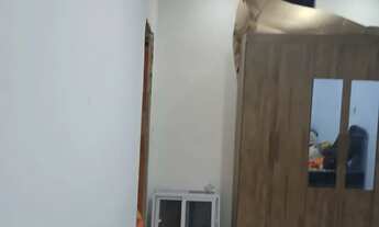 Imagem 4: VENDO DUPLEX Casa com 4 dormitórios