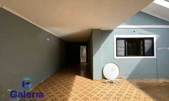 Imagem: Casa com 2 quartos para alugar, 174m²