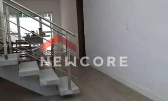 Imagem: Casa de condomínio em Rua Francisco Alves