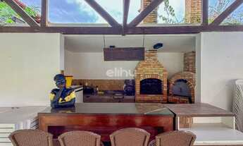 Imagem 5: Casa com 4 Suítes, terreno gigante e localização privilegiada no Luciano Cavalcante