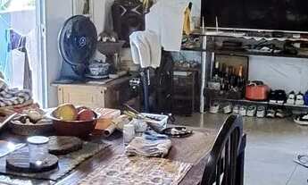 Imagem: Vendo casa com piscina e área de festa