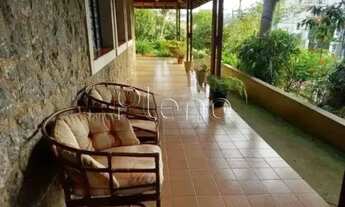 Imagem 3: Casa à venda em Vinhedo, Centro, com 5 quartos, com 296 m²