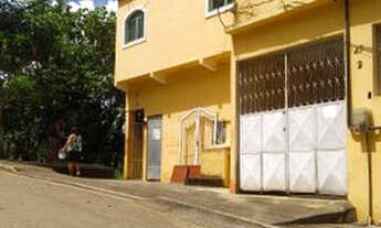 Imagem: Casa com 02 quartos, sendo 01 suíte com