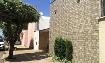 Imagem: Alugo casa bem localizada e cómodos amplos