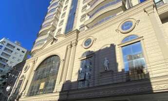 Imagem: Meia Praia Quadra do Mar, 4 suítes, 4