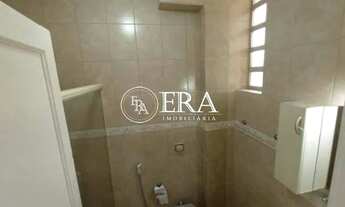 Imagem 4: Tijuca- Rua Doutor Satamini- Apartamento desocupado, varanda, 2 quartos, dependência compl