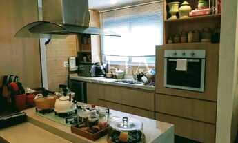 Imagem 4: Casa de condomínio sobrado para venda possui 230 metros quadrados com 3 quartos