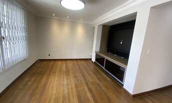 Imagem 2: Casa Comercial para Locação em Itajaí, Centro, 4 dormitórios, 1 suíte, 3 banheiros, 2 vaga