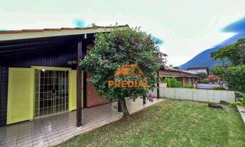 Imagem 2: Casa com 4 dormitórios em condomínio em Ubatuba