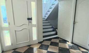 Imagem 5: Casa de condomínio para aluguel tem 300 metros quadrados com 4 quartos