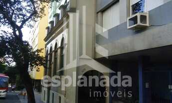 Imagem 2: Loft bastante iluminado e arejado, recém reformado, com localização privilegiada no Centro