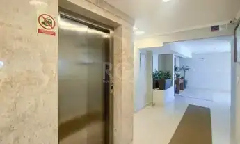 Imagem 5: APARTAMENTO DE 2 DORMITÓRIOS COM 1 VAGA DE GARAGEM NO BAIRRO PRAIA DE BELAS