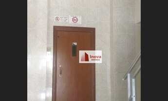 Imagem 2: Excelente Apartamento com 2 qtos/suíte/elevador, à venda, 70 m² por R$ 395.000 - Centro