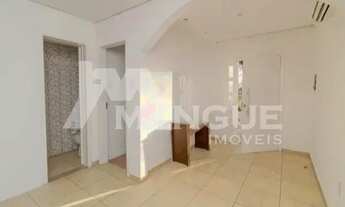 Imagem 2: Casa com 2 dormitórios, 1 vaga no bairro Costa e Silva em Porto Alegre com 130 m² por R$2