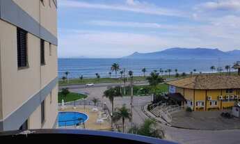 Imagem 3: Apartamento com vista lateral para o mar, na praia Massaguaçu