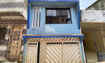 Imagem: MORE NO CENTRO DE BELÉM EM UMA CASA DE