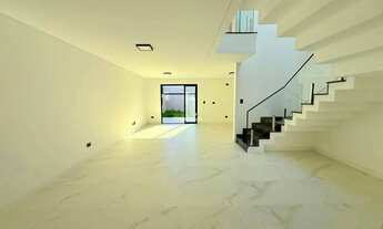 Imagem 3: Sobrado para Venda em São José dos Pinhais, Cruzeiro Com 3 Suites