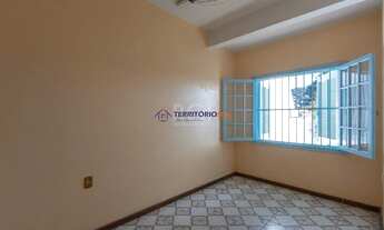 Imagem 7: Casa com piscina em localização nobre no bairro Tristeza com vista para Rio Guaíba