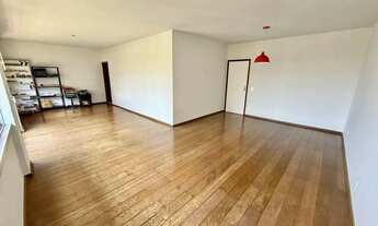 Imagem: Apartamento com 4 quartos para alugar em