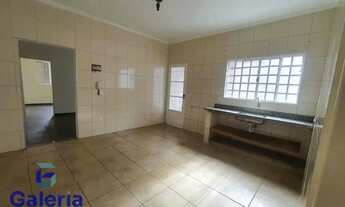 Imagem: Casa com 3 quartos para alugar, 77m²